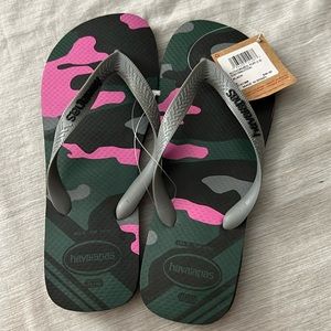 Havaianas slippers 8 rubber thongs shoes $30